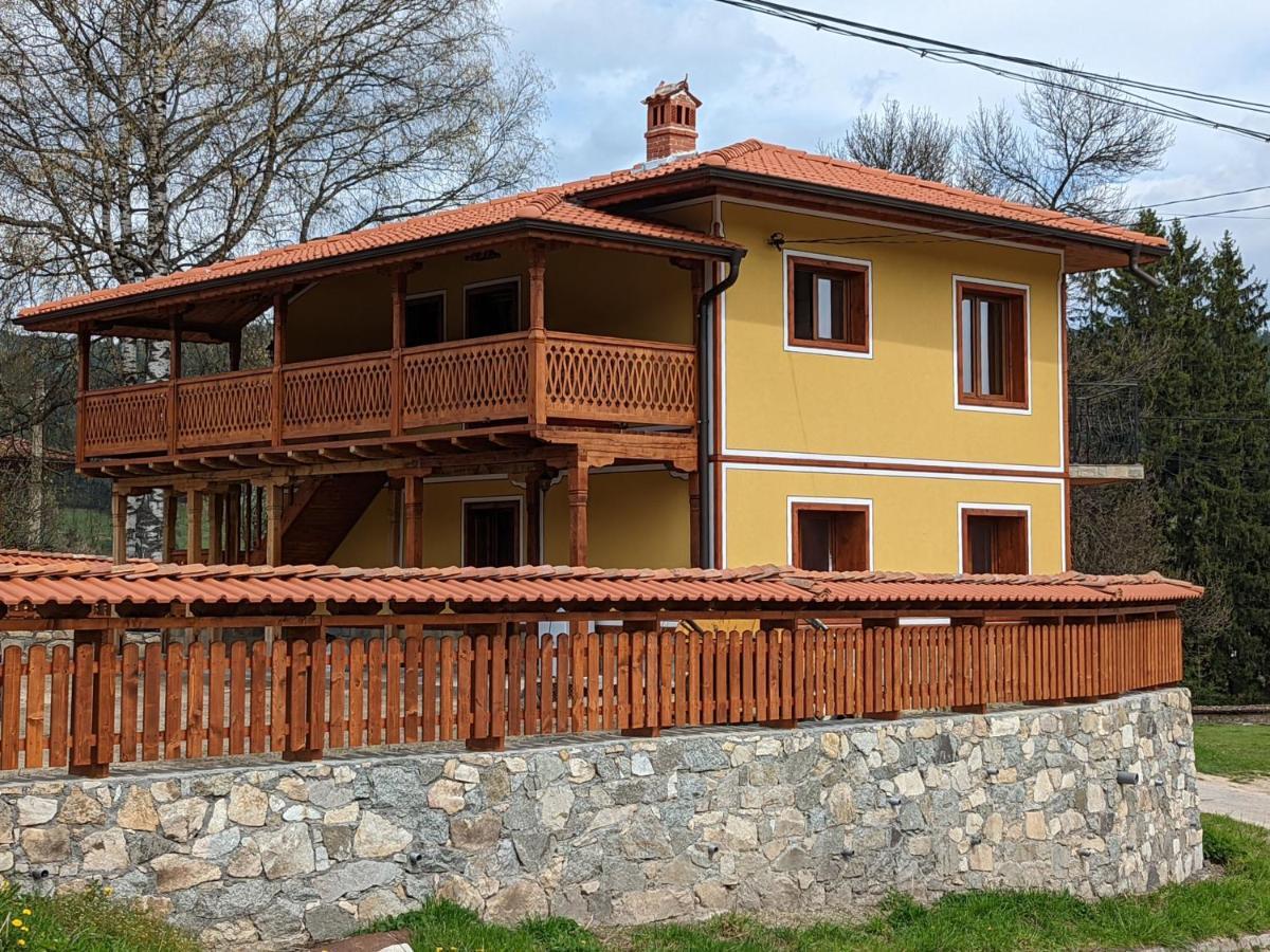 Къща За Гости Феникс Koprivshtitsa Exterior photo